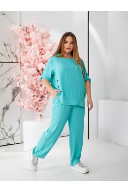 Брючный костюм с декоративными п