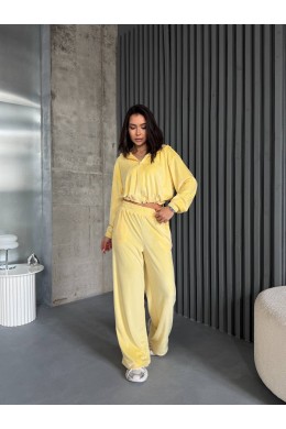 Костюм укороченная кофта на змейке ши